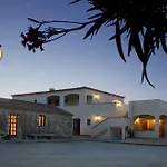 Hotel Valkarana Country Relais (adults Only)