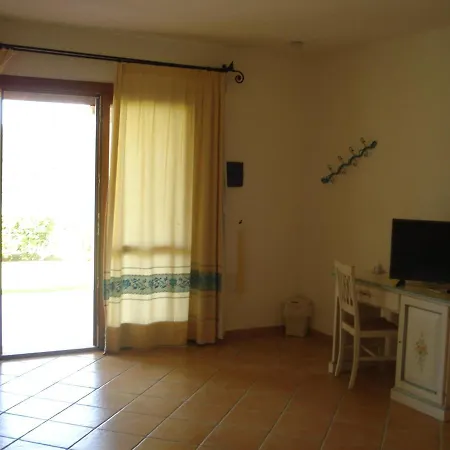 Valkarana Country Relais (adults Only) Hotel 4*