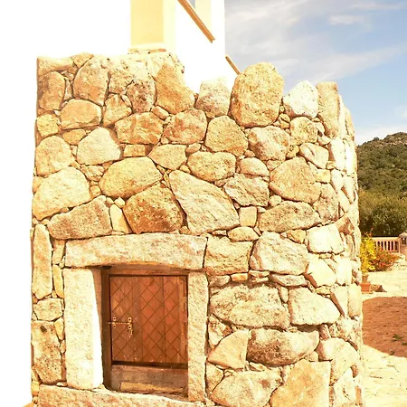 Valkarana Country Relais (adults Only) Szálloda Sant Antonio Di Gallura